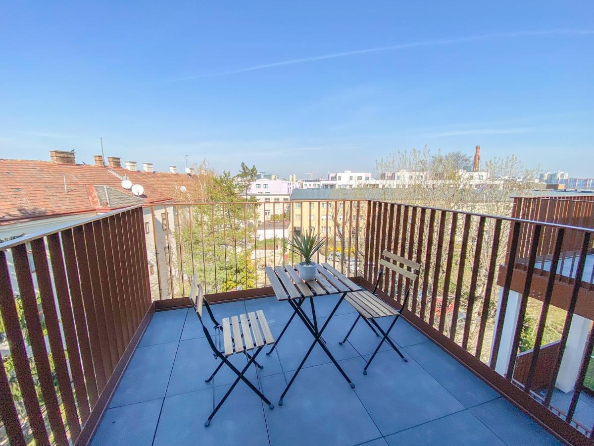 Penthouse Wien Mit Parkplatz Und Balkon