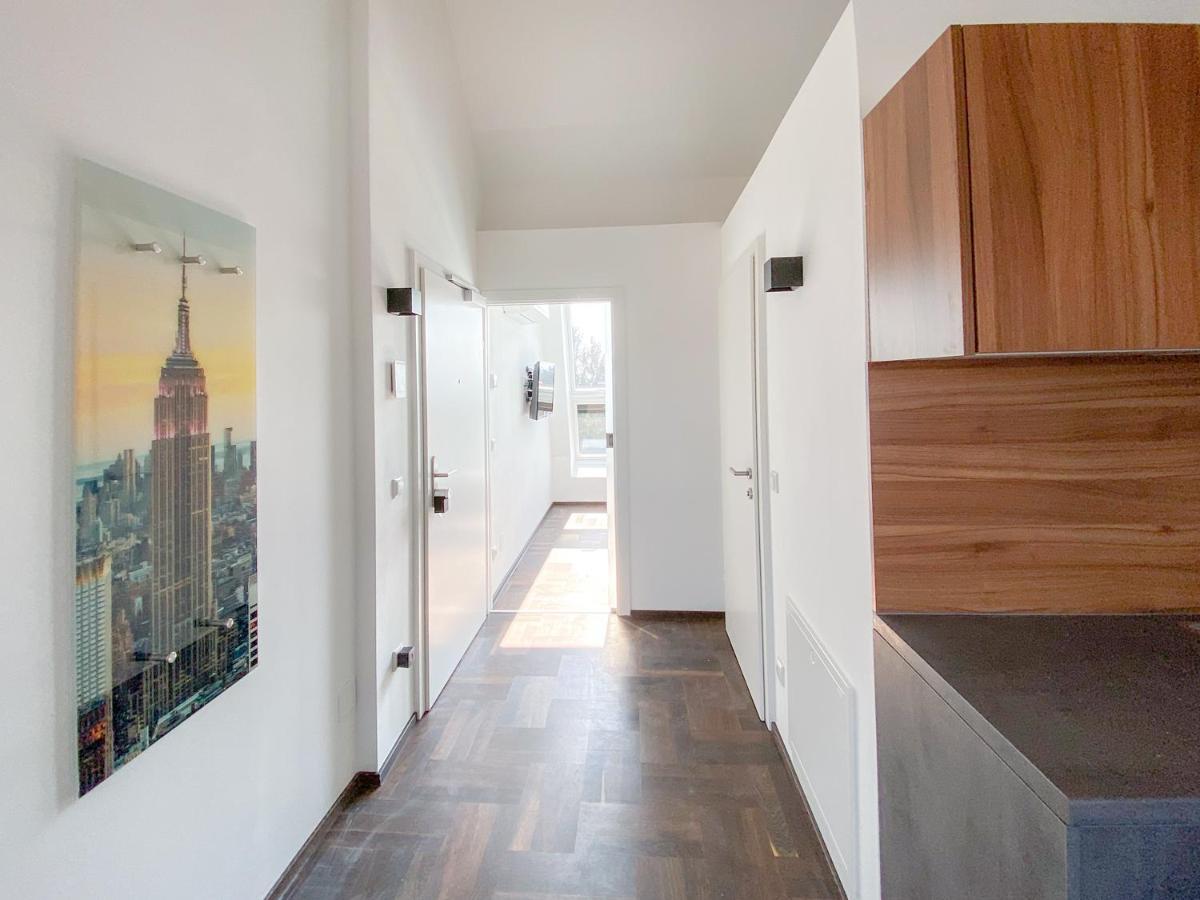 Apartamento Penthouse Wien Mit Parkplatz Und Balkon *